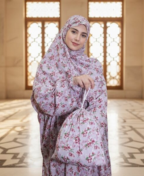 روب صلاة وردي ليكرا